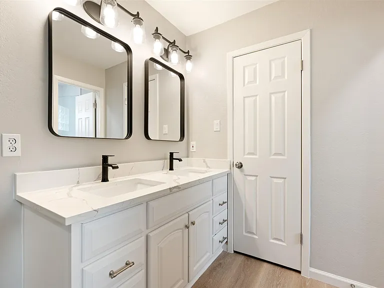 6105 Sun Vista Dr — Photo 12