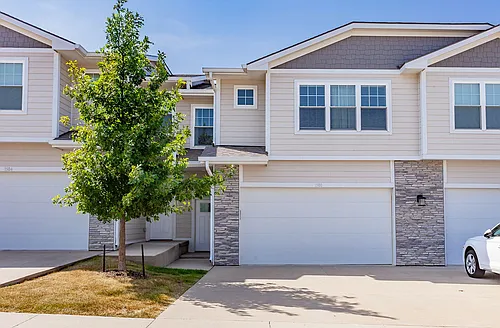 1508 NE Mocking Bird Ln Photo 1