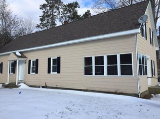 20 Center St, Townsend, MA 01469