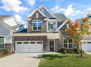813 McGinn Manor Ln, Cary, NC 27519