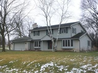 2405 Merlin Way, Brookfield, WI 53045