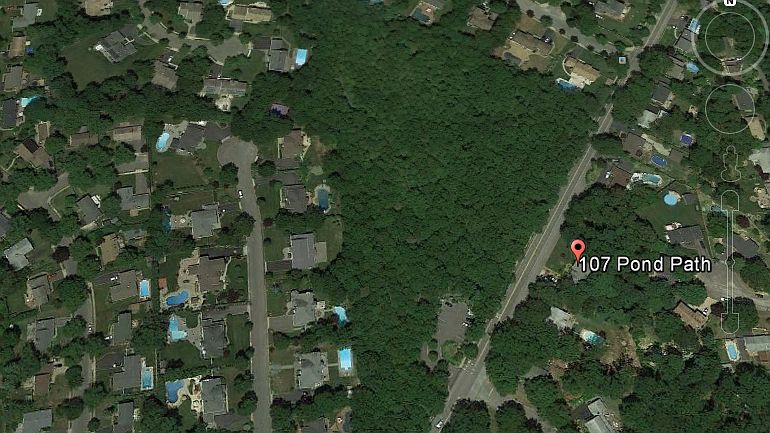 2nd image of 107 Pond Path