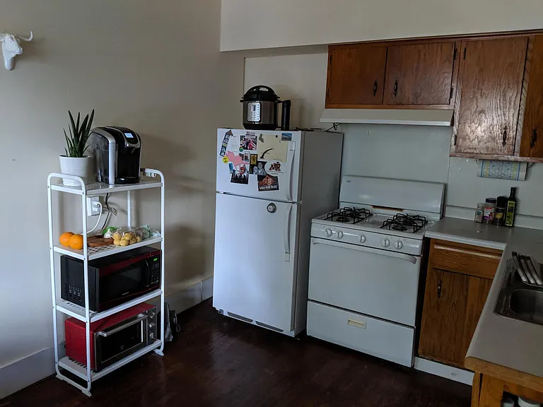 3255 Holmes Ave S #1 — Photo 4