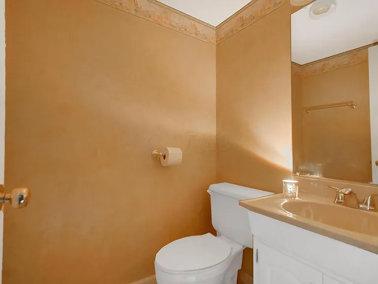 5713 Mango Ln — Photo 14