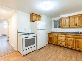 02 - 2233 Arlington, Bottom