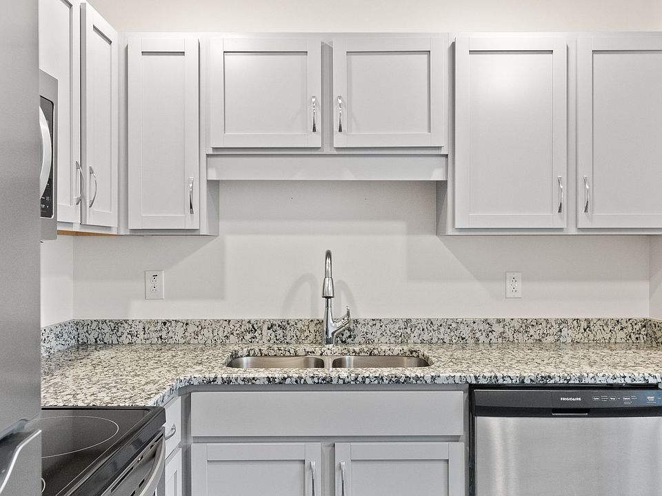 1st image of 3277 Tower Dr Unit H