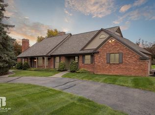 6137 Brookstone Ln Grand Blanc MI 48439 Zillow