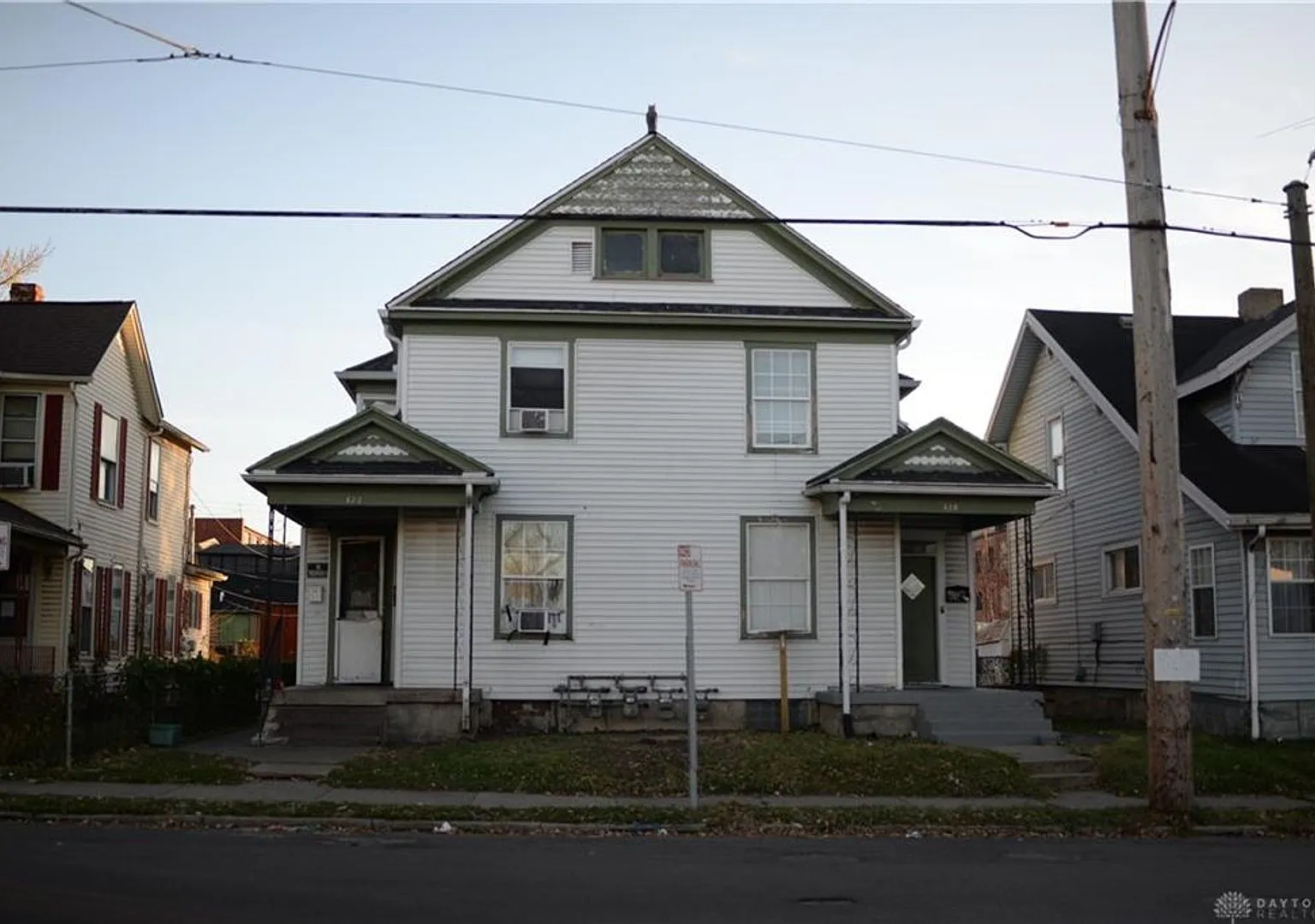 820-822 Huffman — Photo 1