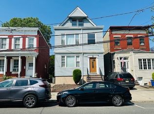 11 W 30th St #3, Bayonne, NJ 07002