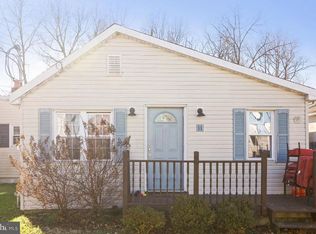 11 Oregon Ave, Middletown, NJ 07748