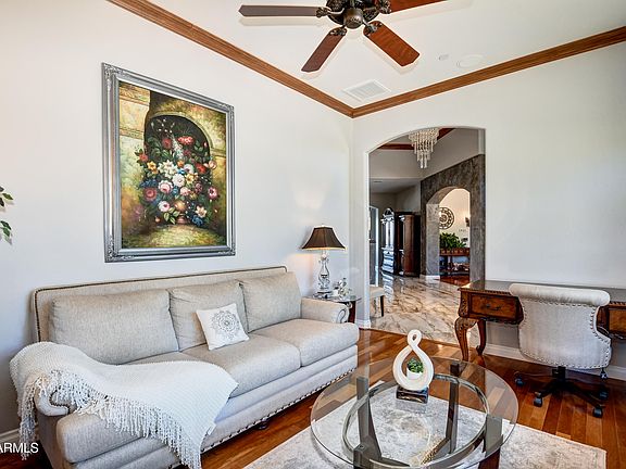 5th image of 461 Rockrimmon Circle