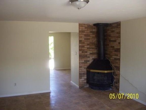 3rd image of 3628 E Ludlow Dr