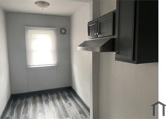 5th image of 10199 Monica St