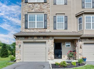 2009 Crown Mill Dr, Mohrsville, PA 19541
