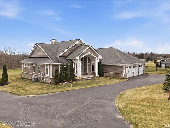 3rd image of 2901 Sleeth Rd