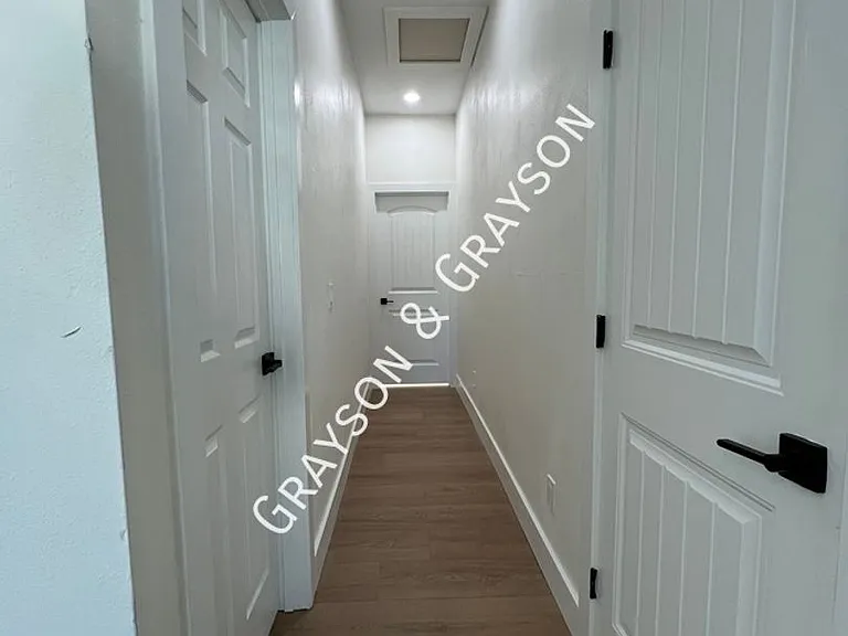 315 E Carol Ave — Photo 7