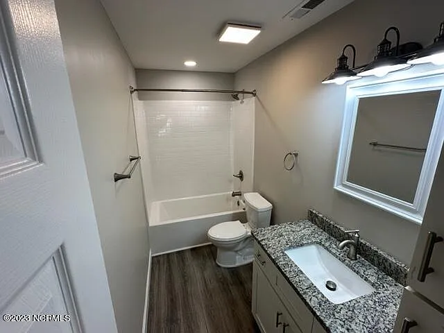 1520 Hickman Rd NW — Photo 7