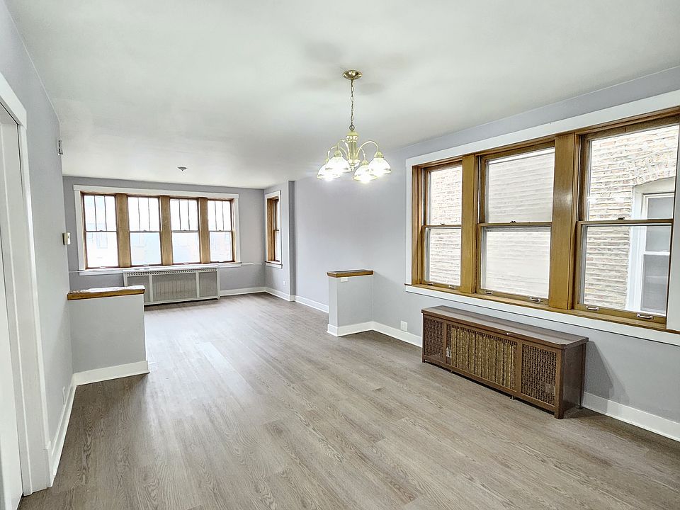 1st image of 4610 S Francisco Ave #1