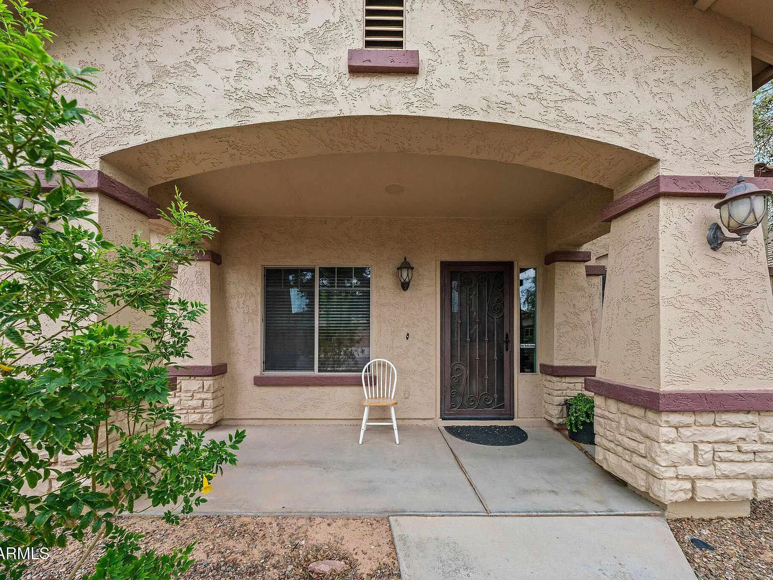 4 bed, 2.5 bath, 3413 sqft, $3,000 — Photo 4