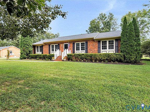 3rd image of 10994 Wychwood Dr