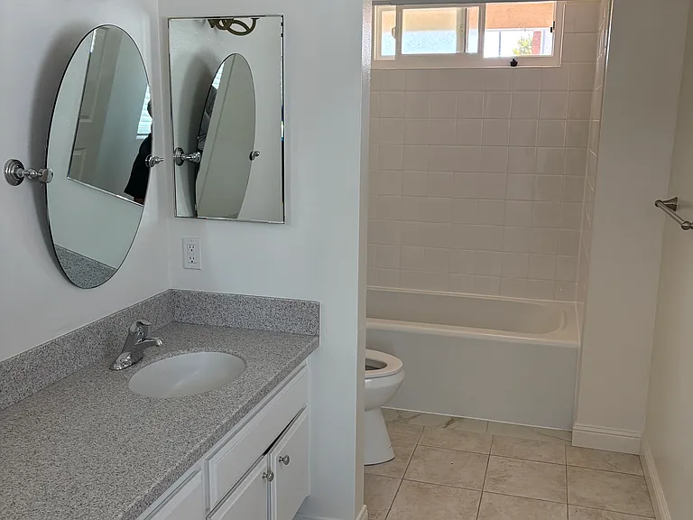 13115 Sundance Ave — Photo 8