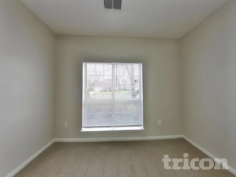 11901 Harris Pointe Dr — Photo 11