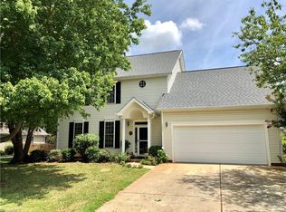 3659 Wood Cove Dr, High Point, NC 27265