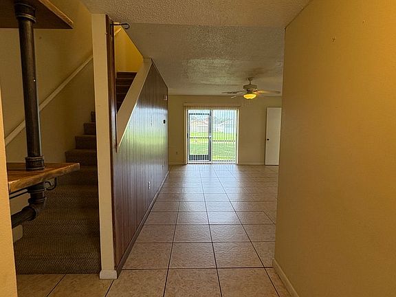 5th image of 704 Lucaya Dr