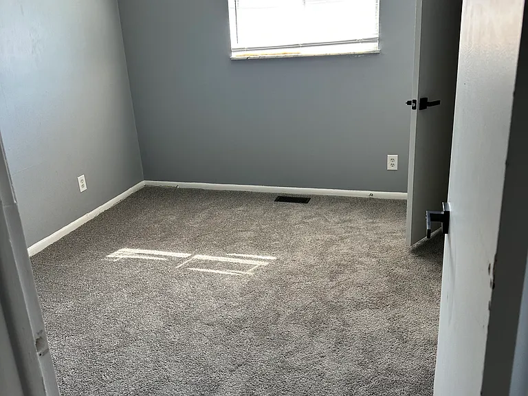 105 W Gimber St #105 — Photo 7