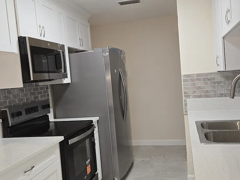 Eldorado Dr — Photo 1