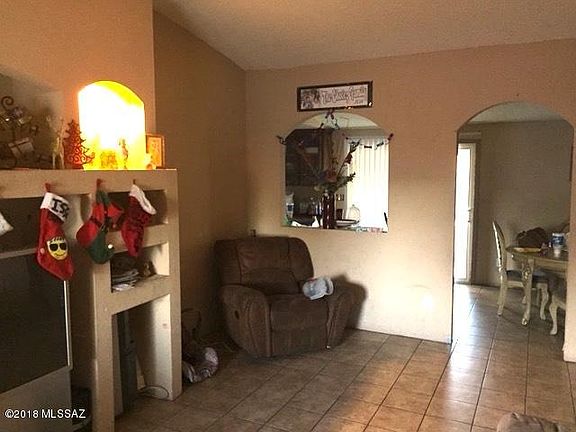 3rd image of 2513 W Vereda De La Manana
