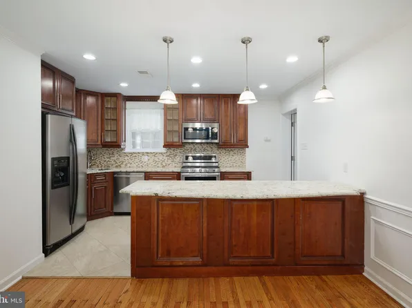 499 Irish Rd, Berwyn, PA 19312