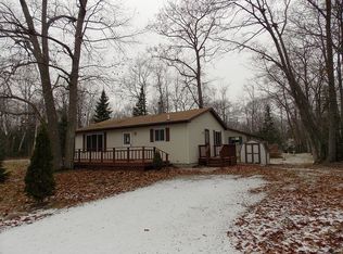 6952 Woodlea Rd, Oscoda, MI 48750