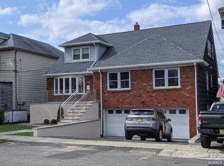 437 7th St, Fairview, NJ 07022