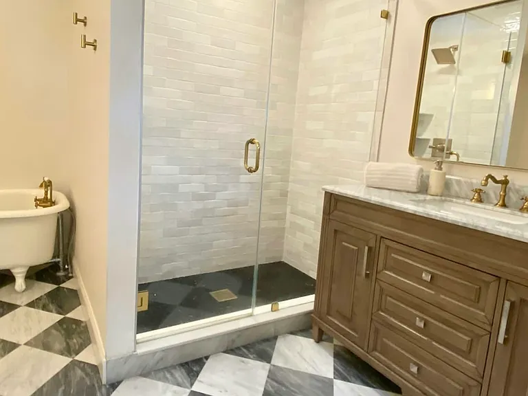 703 Fairoaks Ln — Photo 29