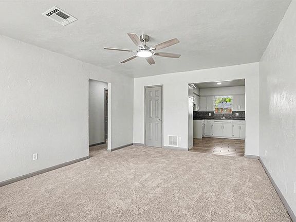 4th image of 4804 Park Vista Dr