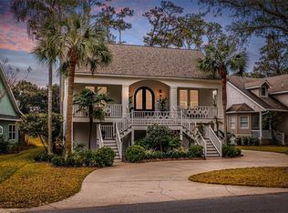 220 Rice Mill Rd, St Simons Island, GA 31522