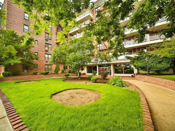 3235 Emmons Avenue image 1 of 3