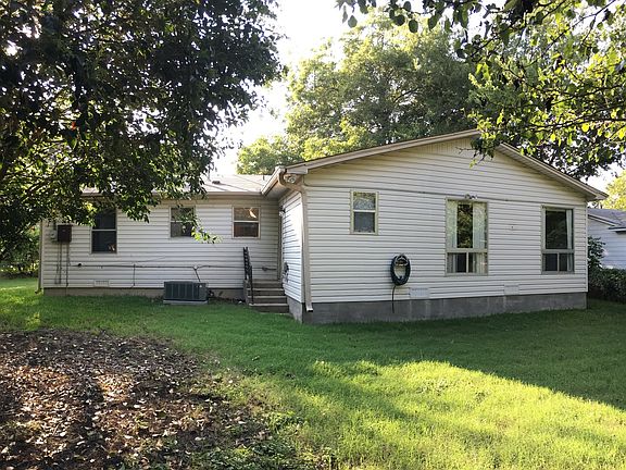 4th image of 1005 S 21st St