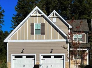 120 Spruce Hollow Cir, Spring Lake, NC 28390