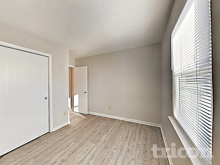 5147 Orth Dr — Photo 14