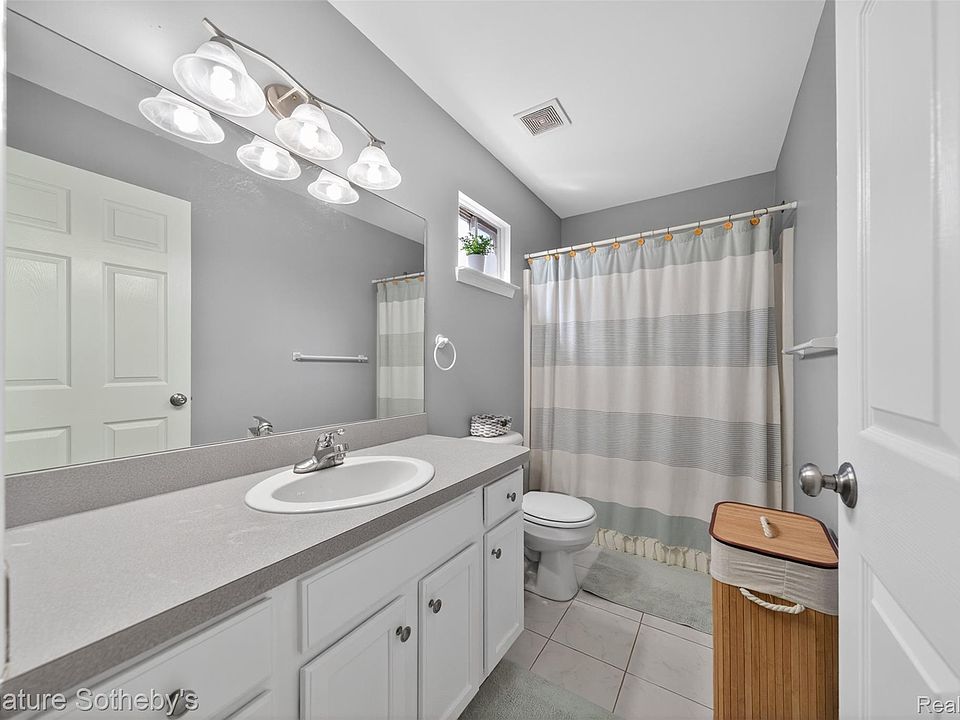 3332 Woodruff Meadows Ct, photo 19