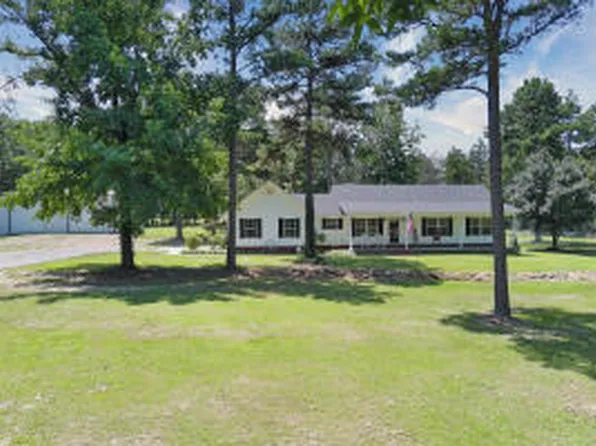 (undisclosed Address), London, AR 72847
