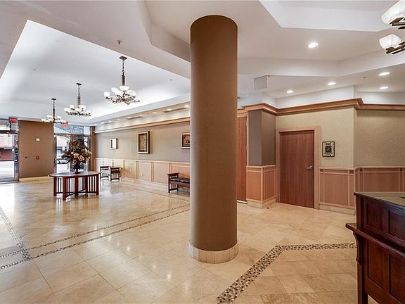 2nd image of 2305 Edgewater Dr Unit 1214