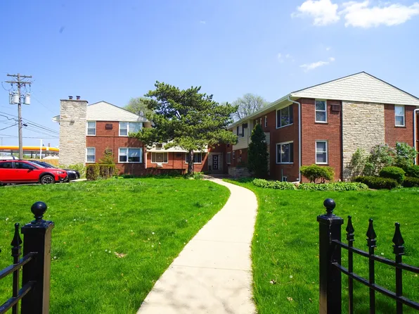 1533 Bonnie Brae Pl APT 2, River Forest, IL 60305