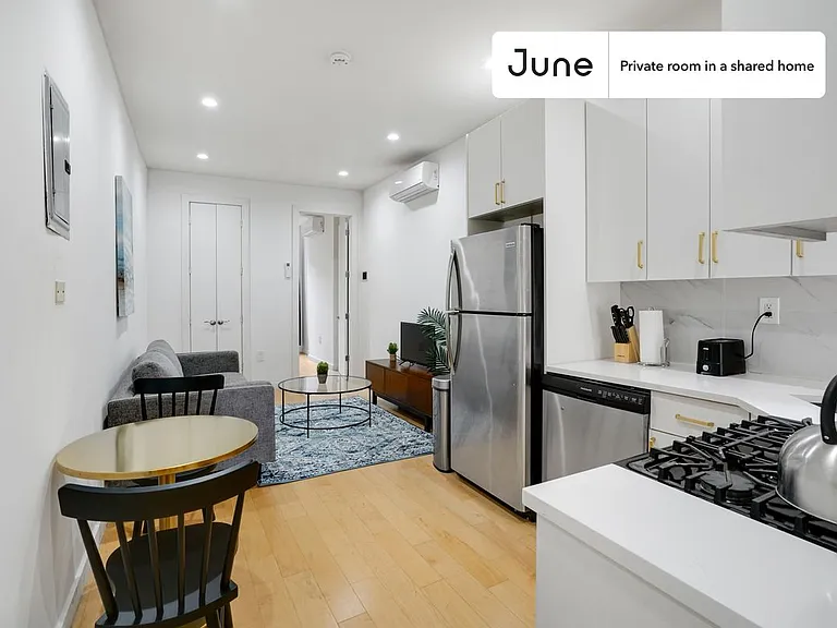 252 Madison St #3A — Photo 10
