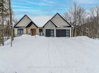 11 Glen Eagle Ct, Huntsville, ON P1H 1B1