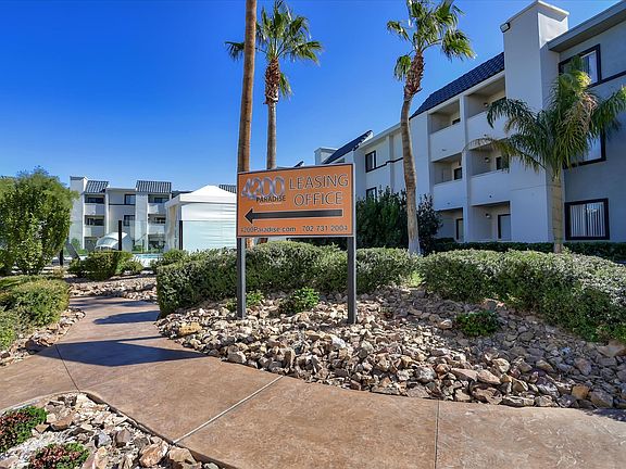 4th image of 4200 Paradise Rd APT 2007