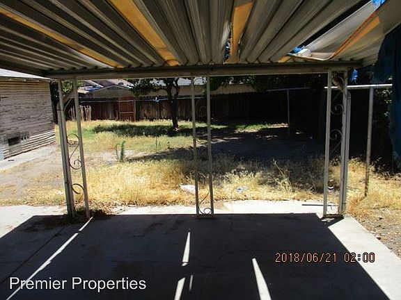 3rd image of 4070 E Liberty Ave