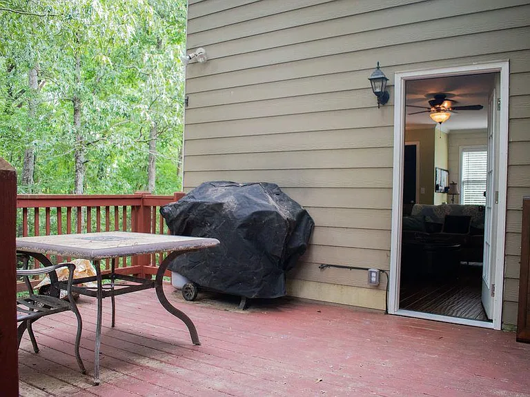 1028 Queensbury Run — Photo 27